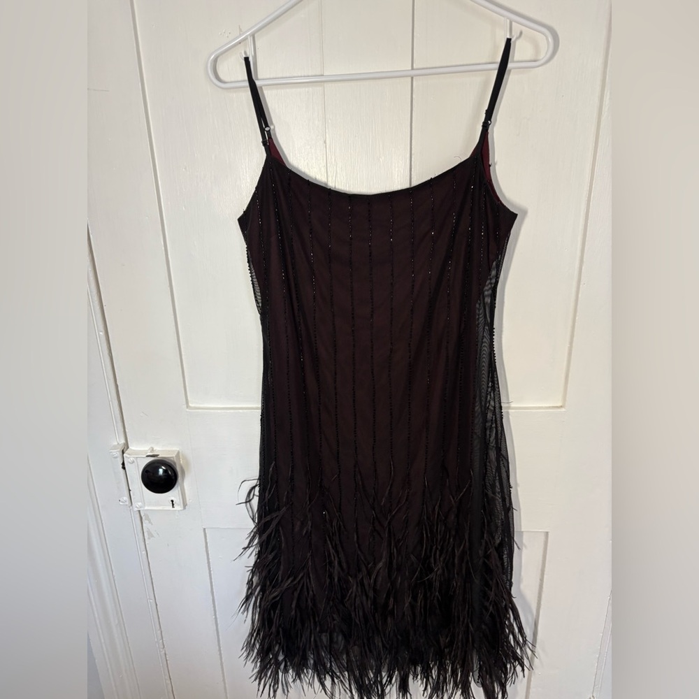 Feather beaded black dress 🖤